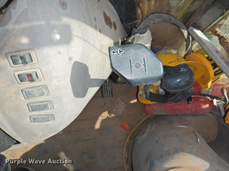 image for item HU9624 2002 Case 580 Super M  backhoe