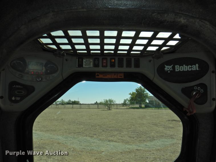 image for item HU9626 2011 Bobcat T190  tracked skid steer loader