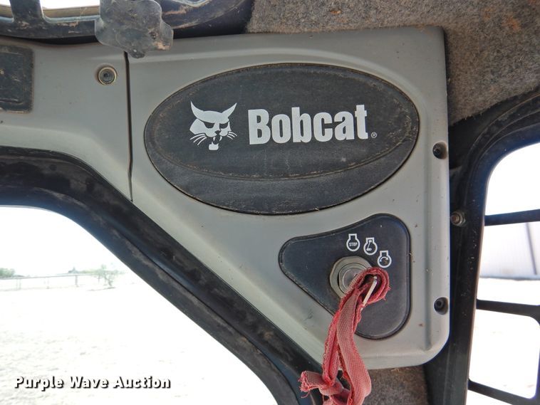 image for item HU9626 2011 Bobcat T190  tracked skid steer loader