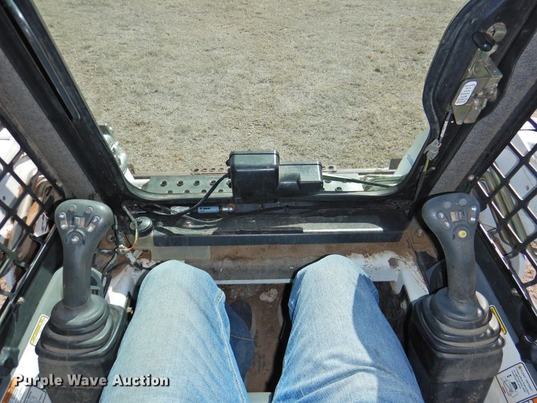 image for item HU9626 2011 Bobcat T190  tracked skid steer loader