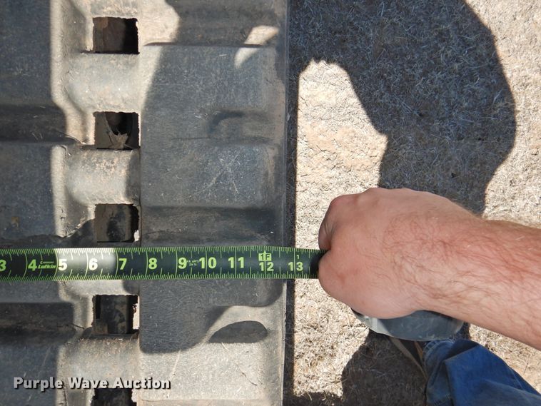 image for item HU9626 2011 Bobcat T190  tracked skid steer loader