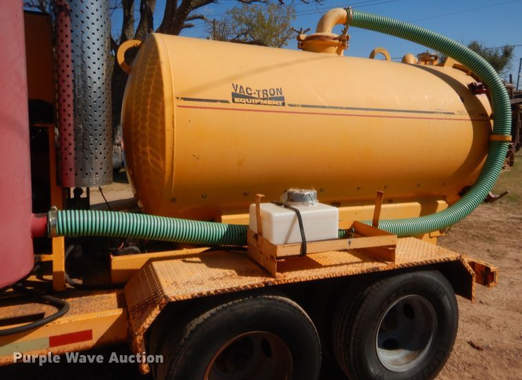 image for item HW9094 2000 Vactron PMD800DT vacuum excavator