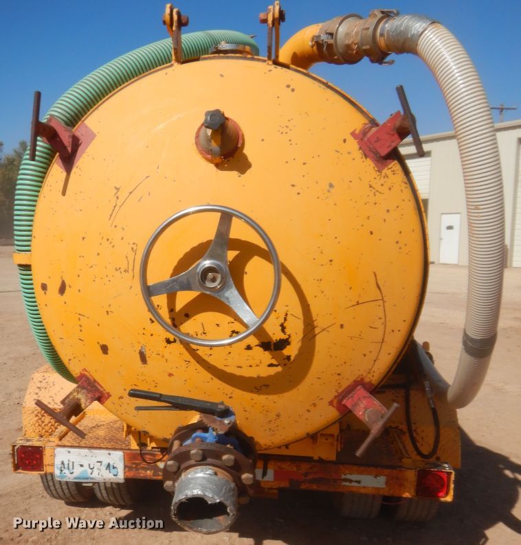 image for item HW9094 2000 Vactron PMD800DT vacuum excavator