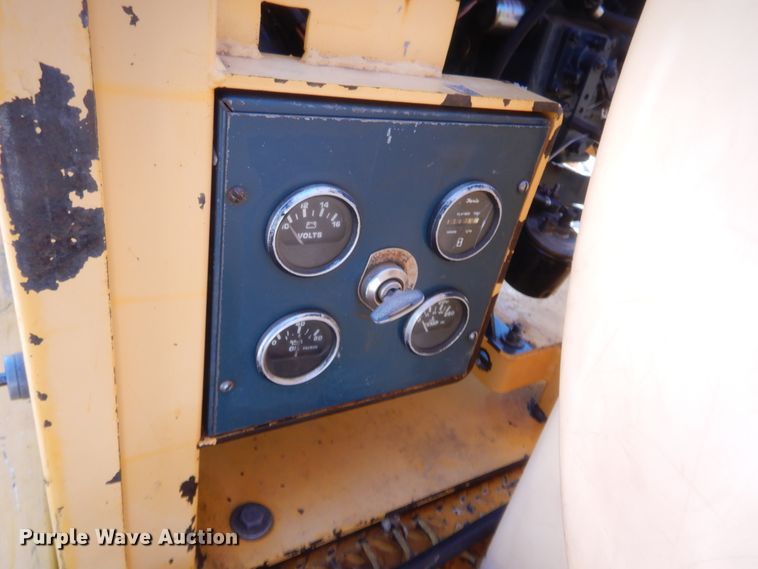 image for item HW9094 2000 Vactron PMD800DT vacuum excavator