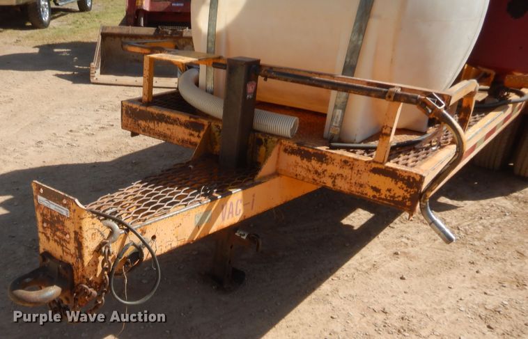 image for item HW9094 2000 Vactron PMD800DT vacuum excavator