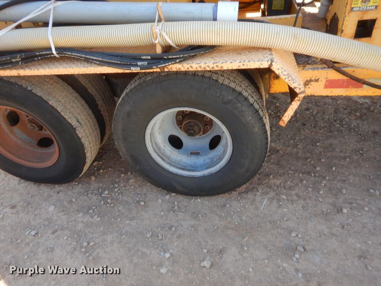 image for item HW9094 2000 Vactron PMD800DT vacuum excavator