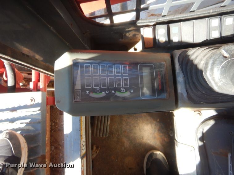 image for item HW9095 2014 Takeuchi TL10  tracked skid steer loader