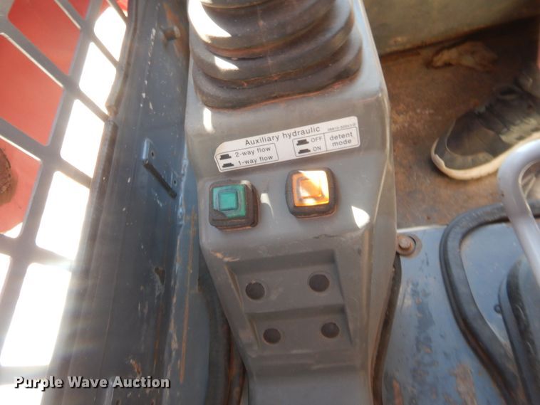 image for item HW9095 2014 Takeuchi TL10  tracked skid steer loader