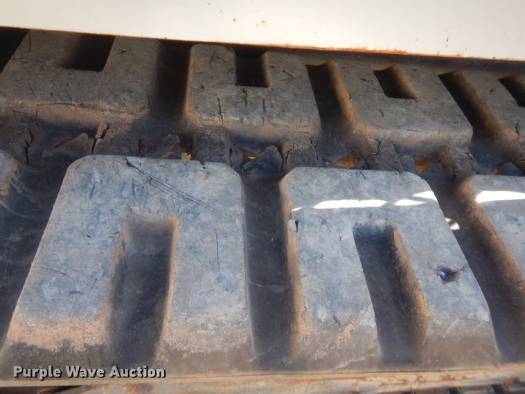 image for item HW9095 2014 Takeuchi TL10  tracked skid steer loader