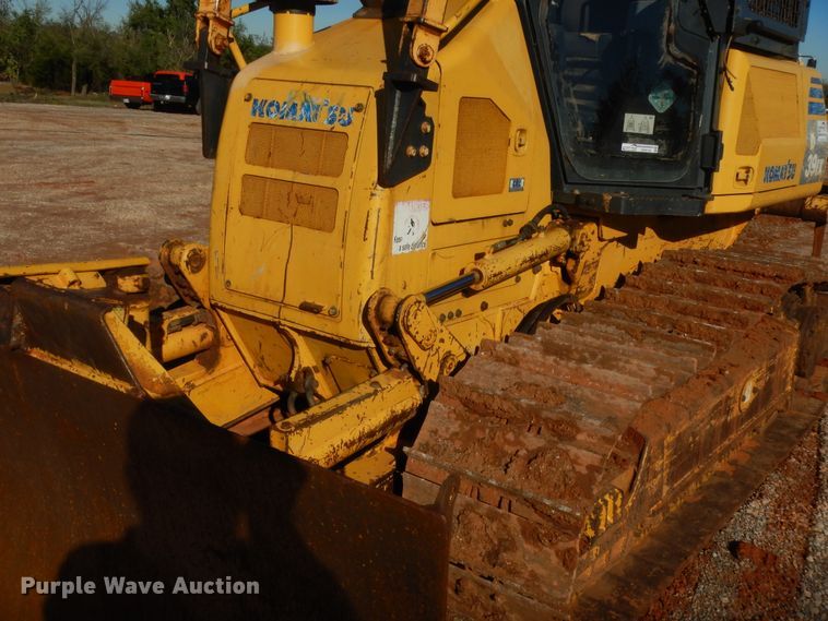 image for item HW9105 2009 Komatsu D39EX-22  dozer
