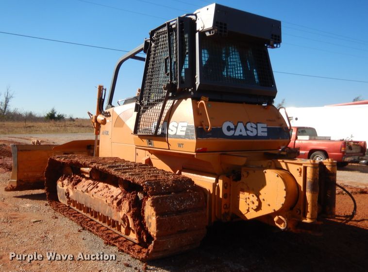 image for item HW9107 2011 Case 1650L   dozer