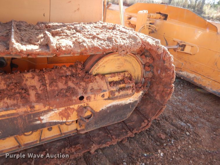 image for item HW9107 2011 Case 1650L   dozer