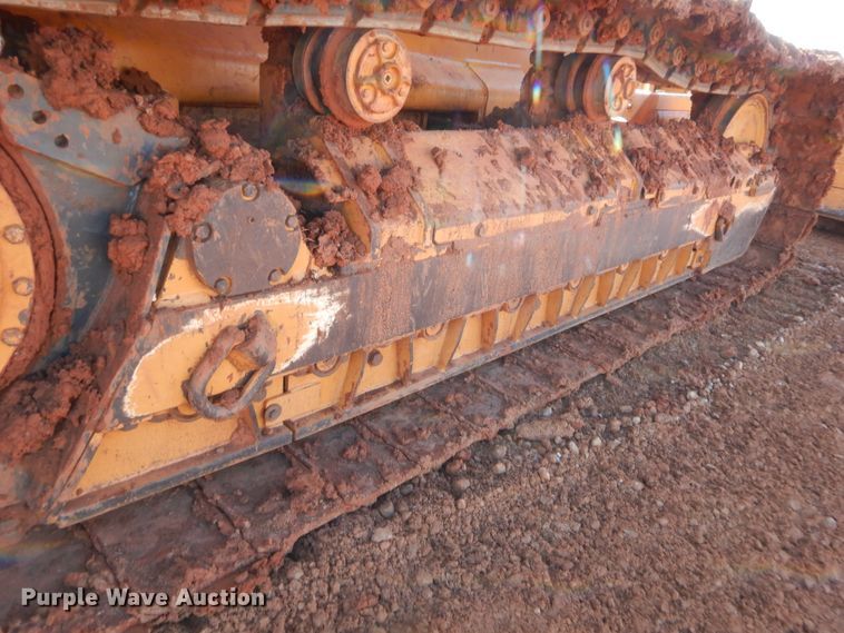 image for item HW9107 2011 Case 1650L   dozer
