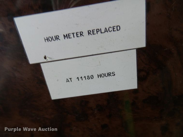 image for item DC2900 2009 International 9900i  semi truck