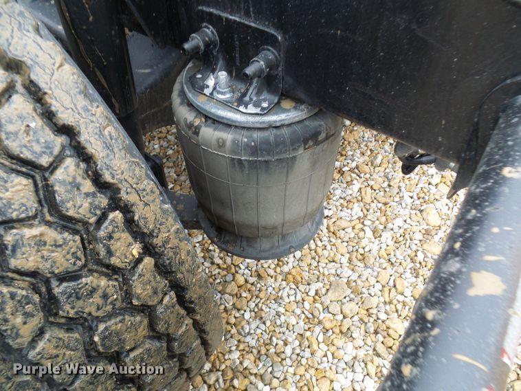 image for item DC2901 2009 Freightliner Columbia  semi truck