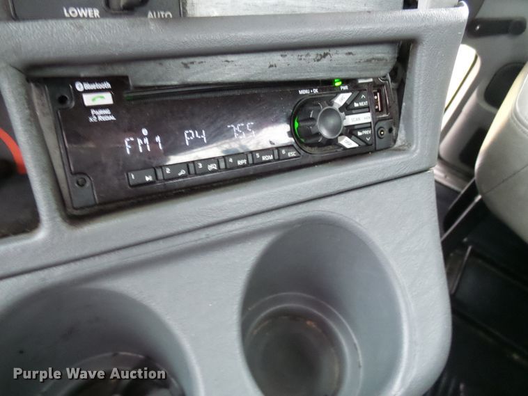 image for item DC2901 2009 Freightliner Columbia  semi truck