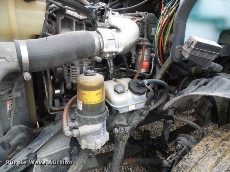 image for item DC2901 2009 Freightliner Columbia  semi truck