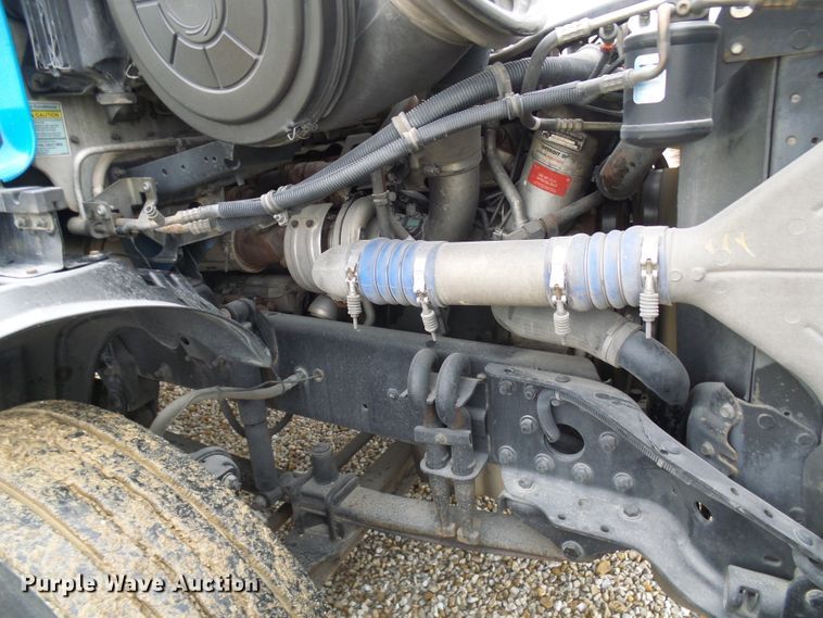 image for item DC2901 2009 Freightliner Columbia  semi truck