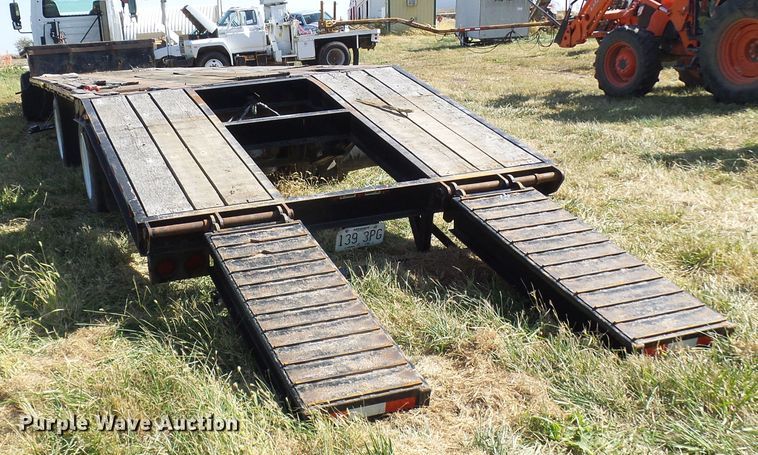 image for item DC2941 1985 Transcraft DTL22-45 drop deck equipment trailer