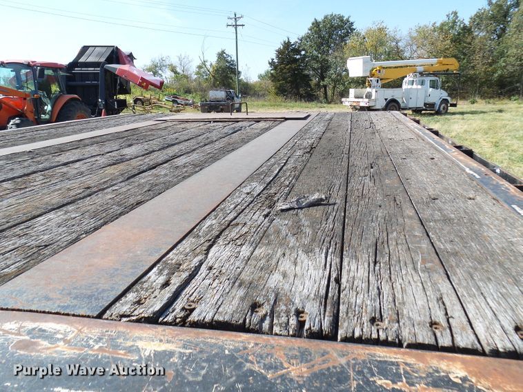 image for item DC2941 1985 Transcraft DTL22-45 drop deck equipment trailer