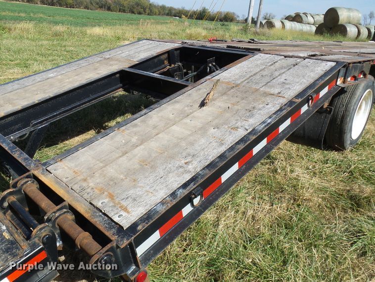 image for item DC2941 1985 Transcraft DTL22-45 drop deck equipment trailer