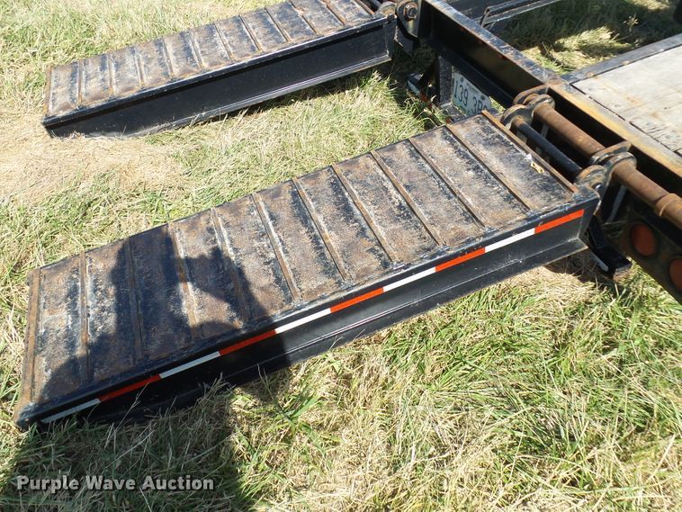 image for item DC2941 1985 Transcraft DTL22-45 drop deck equipment trailer