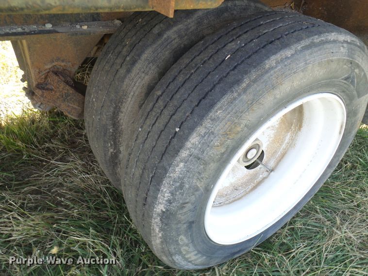 image for item DC2941 1985 Transcraft DTL22-45 drop deck equipment trailer