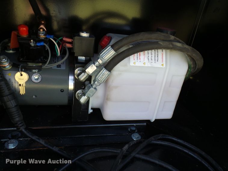 image for item DC2941 1985 Transcraft DTL22-45 drop deck equipment trailer