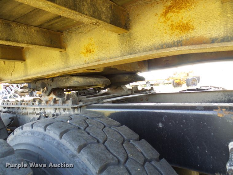 image for item DC2941 1985 Transcraft DTL22-45 drop deck equipment trailer