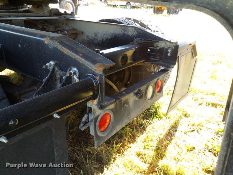 image for item DC2960 2006 International 8600  semi truck