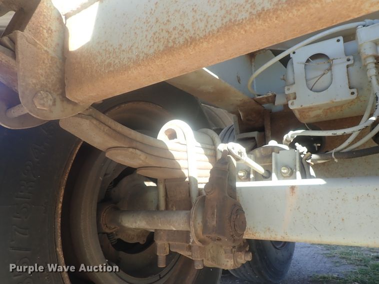 image for item DE0718 1980 Fruehauf tank trailer