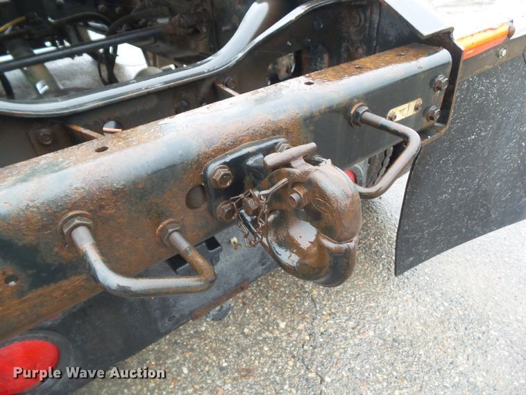 image for item DF0922 2006 International 8600  semi truck