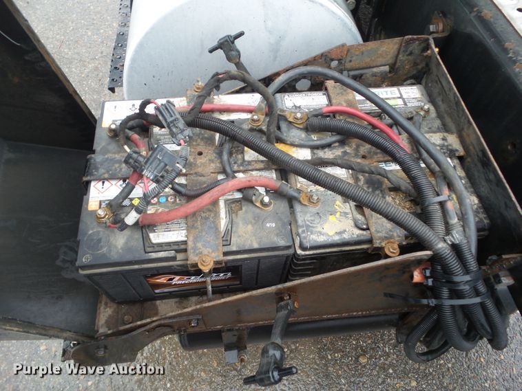 image for item DF0922 2006 International 8600  semi truck