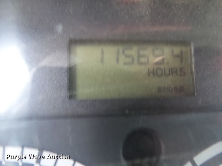 image for item DF0924 2007 Freightliner Business Class M2  hydratail flatbed truck