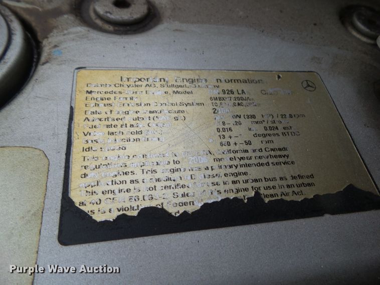 image for item DF0924 2007 Freightliner Business Class M2  hydratail flatbed truck