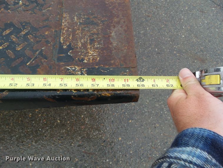 image for item DF0924 2007 Freightliner Business Class M2  hydratail flatbed truck