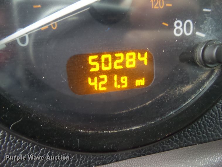 image for item DF0925 2011 Peterbilt 365  semi truck