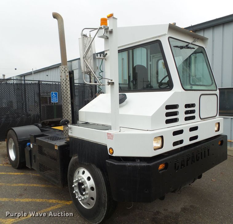 image for item DF0926 2014 Capacity TJ5000  yard truck