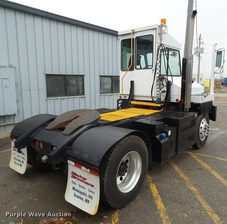 image for item DF0926 2014 Capacity TJ5000  yard truck