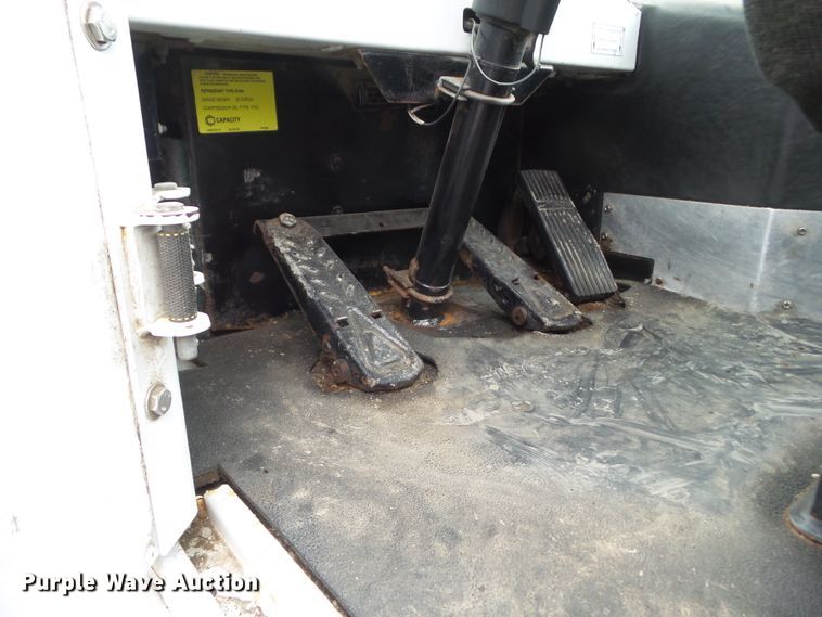 image for item DF0926 2014 Capacity TJ5000  yard truck