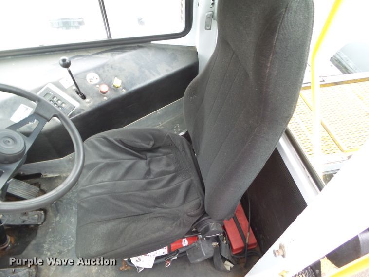 image for item DF0926 2014 Capacity TJ5000  yard truck