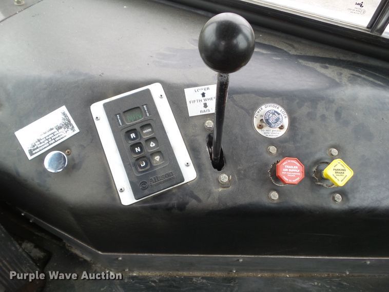 image for item DF0926 2014 Capacity TJ5000  yard truck