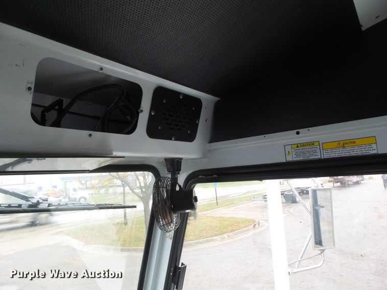 image for item DF0926 2014 Capacity TJ5000  yard truck