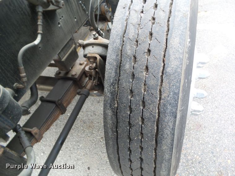 image for item DF0926 2014 Capacity TJ5000  yard truck