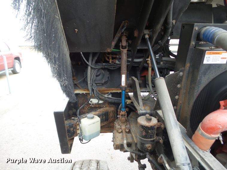 image for item DF0926 2014 Capacity TJ5000  yard truck