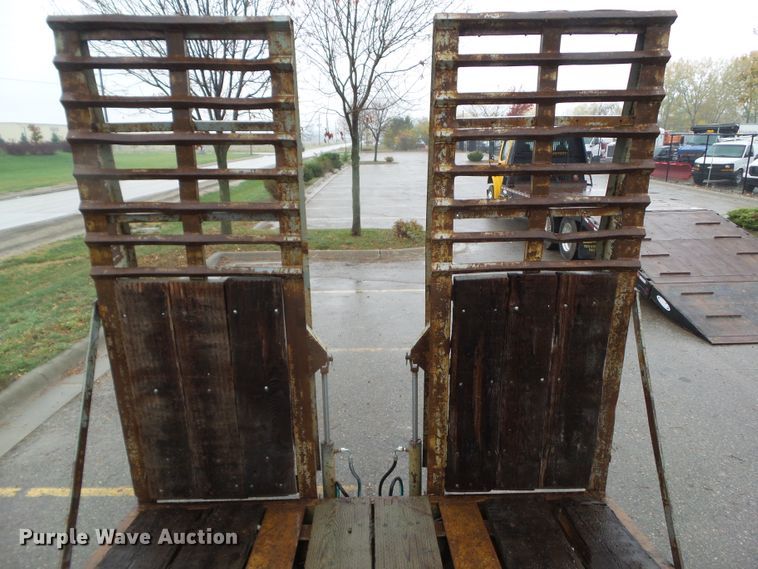 image for item DF0927 1994 Roger BT25-86/48/25/102/2XSP equipment trailer