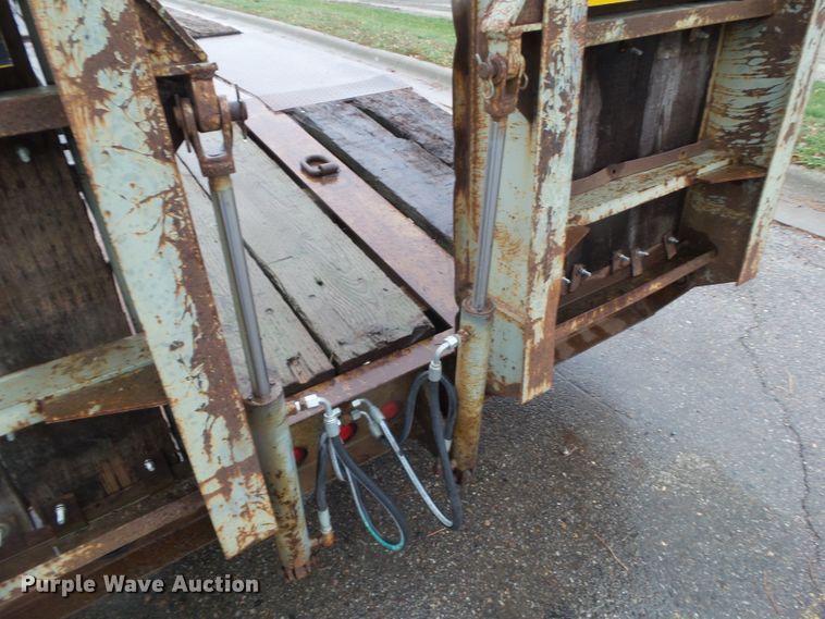 image for item DF0927 1994 Roger BT25-86/48/25/102/2XSP equipment trailer