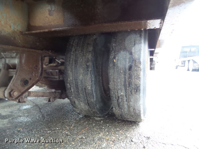 image for item DF0927 1994 Roger BT25-86/48/25/102/2XSP equipment trailer