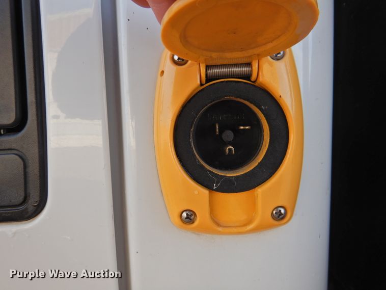 image for item DG1492 2004 Ford F450 Super Duty  brush fire truck