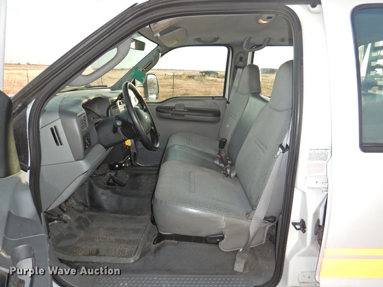 image for item DG1492 2004 Ford F450 Super Duty  brush fire truck